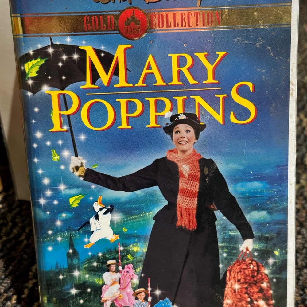Family Favorite VHS‎ Collection with Vibrant Covers - Picture 2 of 4